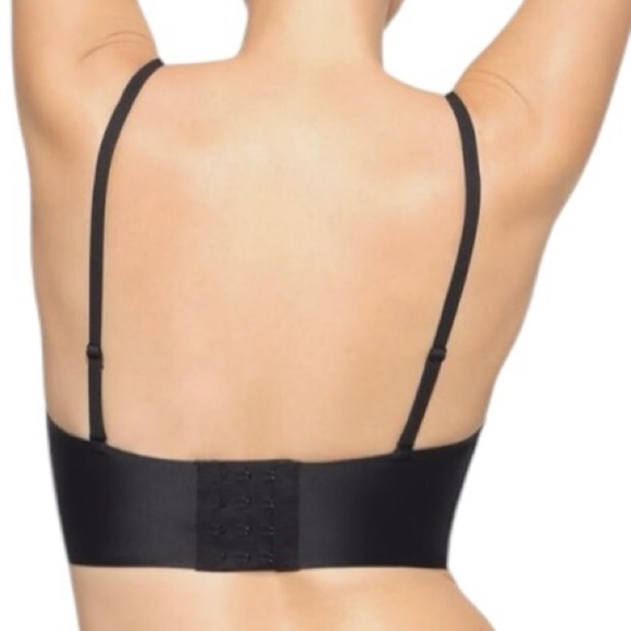 NEW! SKIMS Black Plunge Bra! new in pkg/no box - Picture 5 of 8